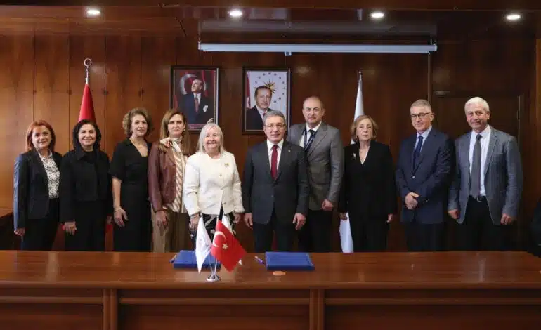DEÜ ONKOLOJİYE  KİTVAK DESTEĞİ