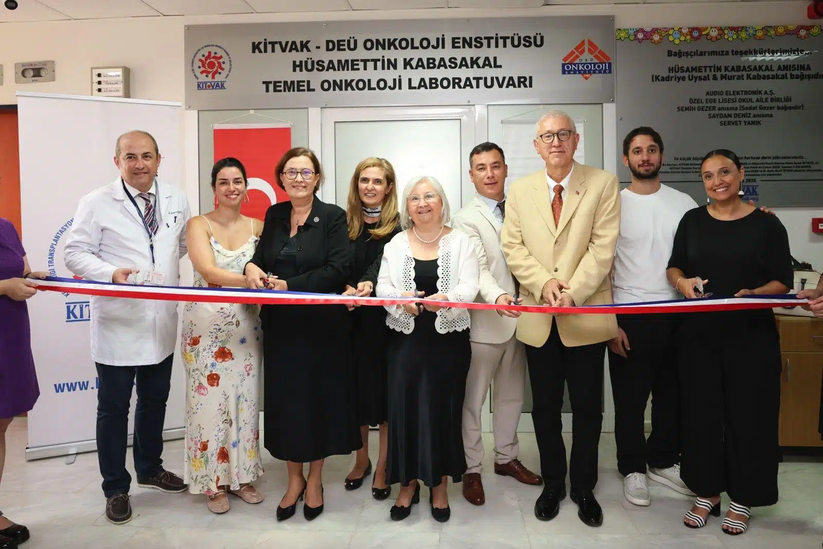 DEÜ’DE KİT-VAK ONKOLOJİ LABORATUVARI AÇILDI